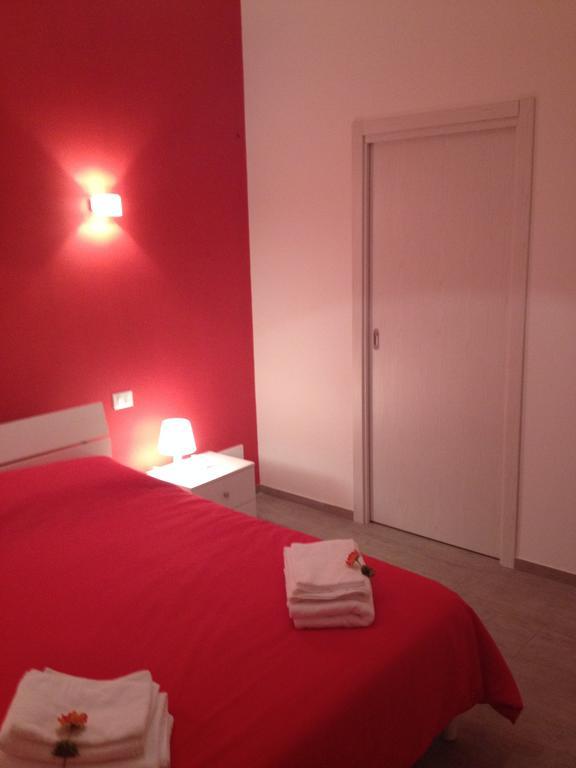 Casa Vacanze Il Gelso Rosso Villa Valderice Oda fotoğraf